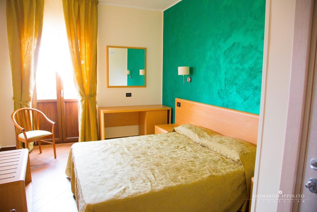 San Pio Bed & Breakfast Кариати Стая снимка