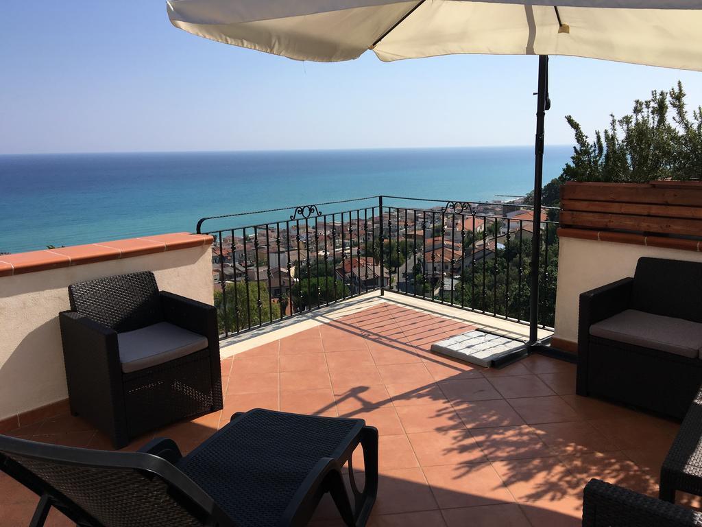 San Pio Bed & Breakfast Кариати Екстериор снимка